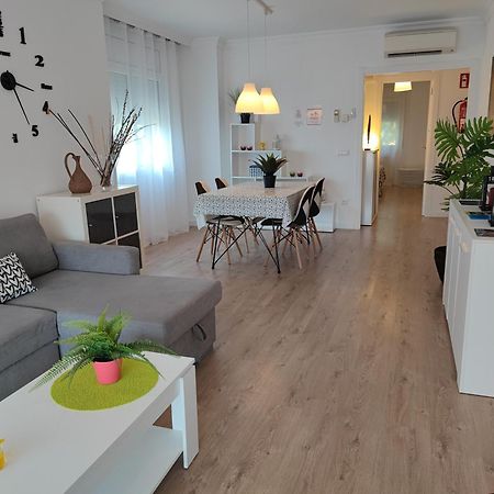 Apartamento Completo Muy Cerca Del Centro Ideal Para Familias Con Piscina Фігерас Екстер'єр фото
