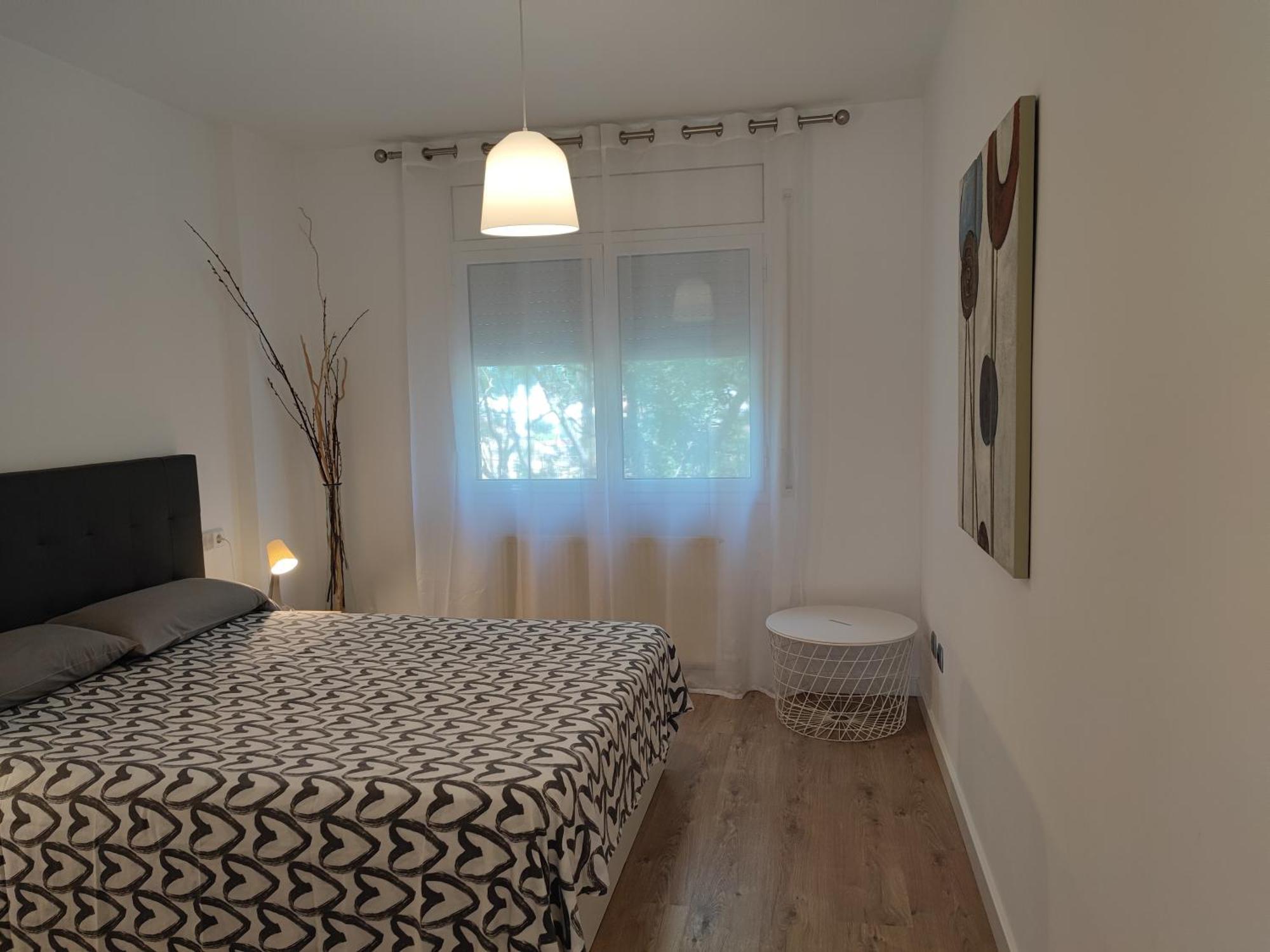 Apartamento Completo Muy Cerca Del Centro Ideal Para Familias Con Piscina Фігерас Екстер'єр фото